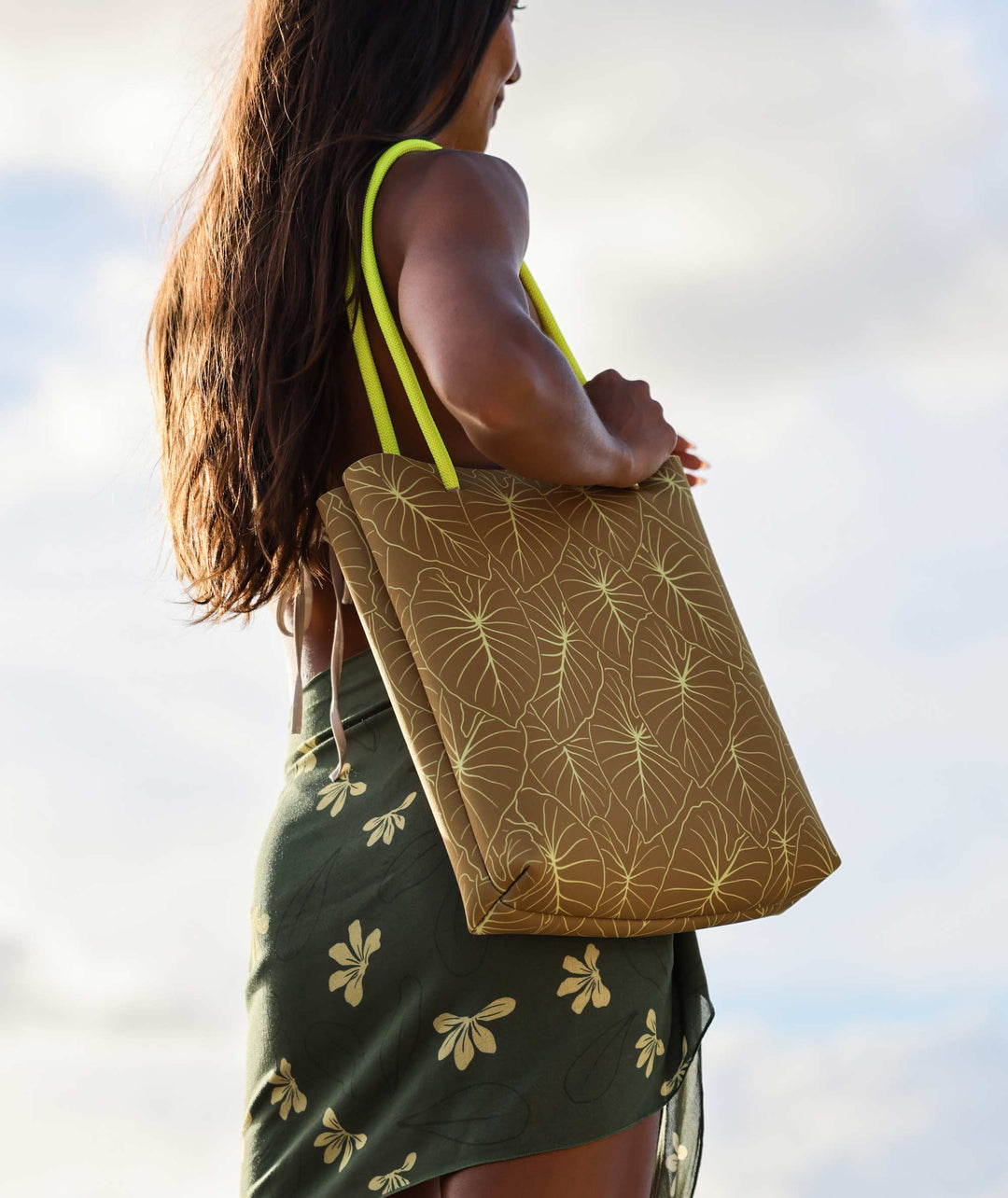 Las Olitas - Kalo Glow - The Tote