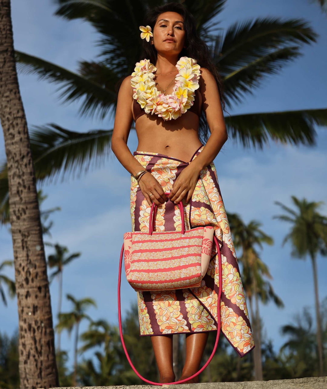 Las Olitas - Summer Lei - The Perfect Medium